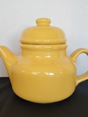 Vintage Yellow Ceramic Teapot Japan Retro Kitchenware Rondo Style